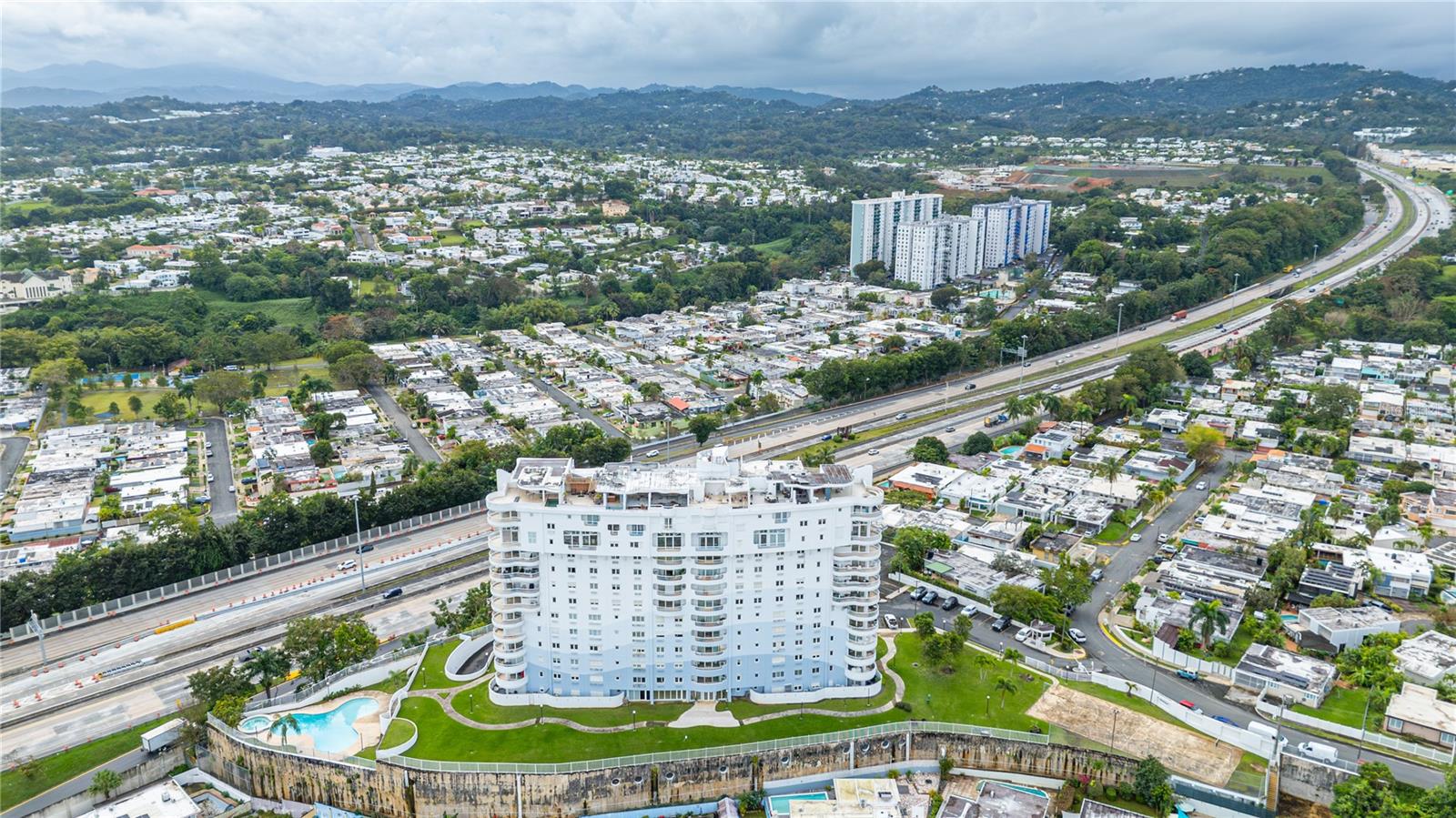 1010 CALLE ORQUID #704