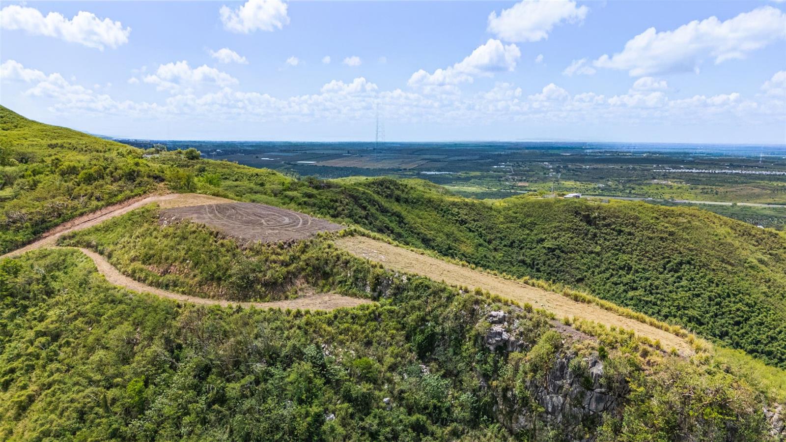 PR-153 KM 10.7 BO. RIO JUEYES