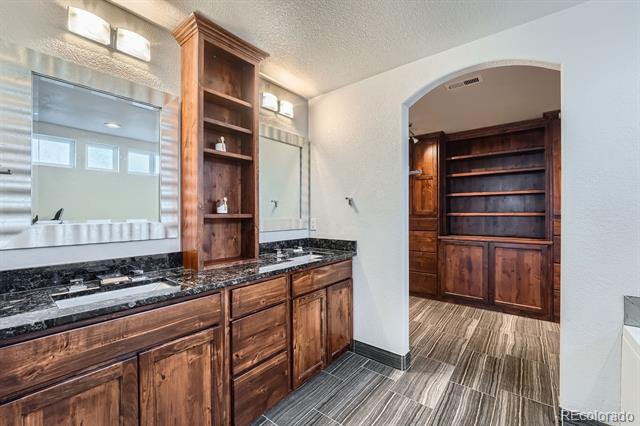55 N Pines Trail