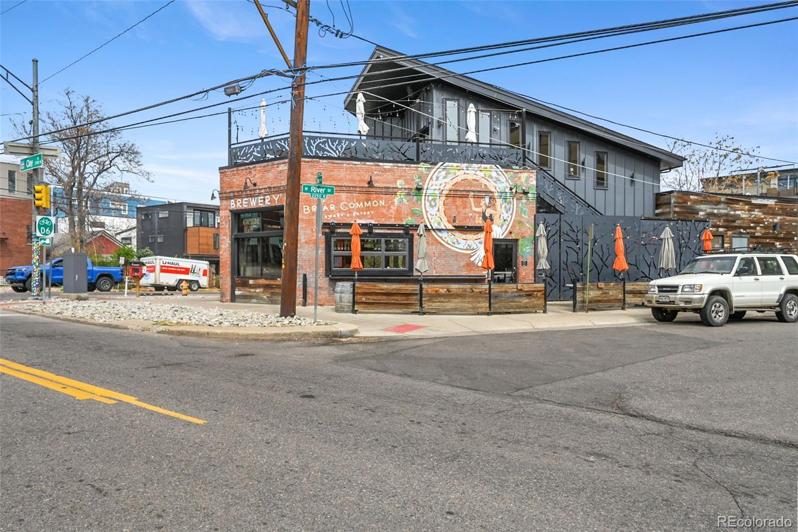 2240 N Clay Street Unit: 204