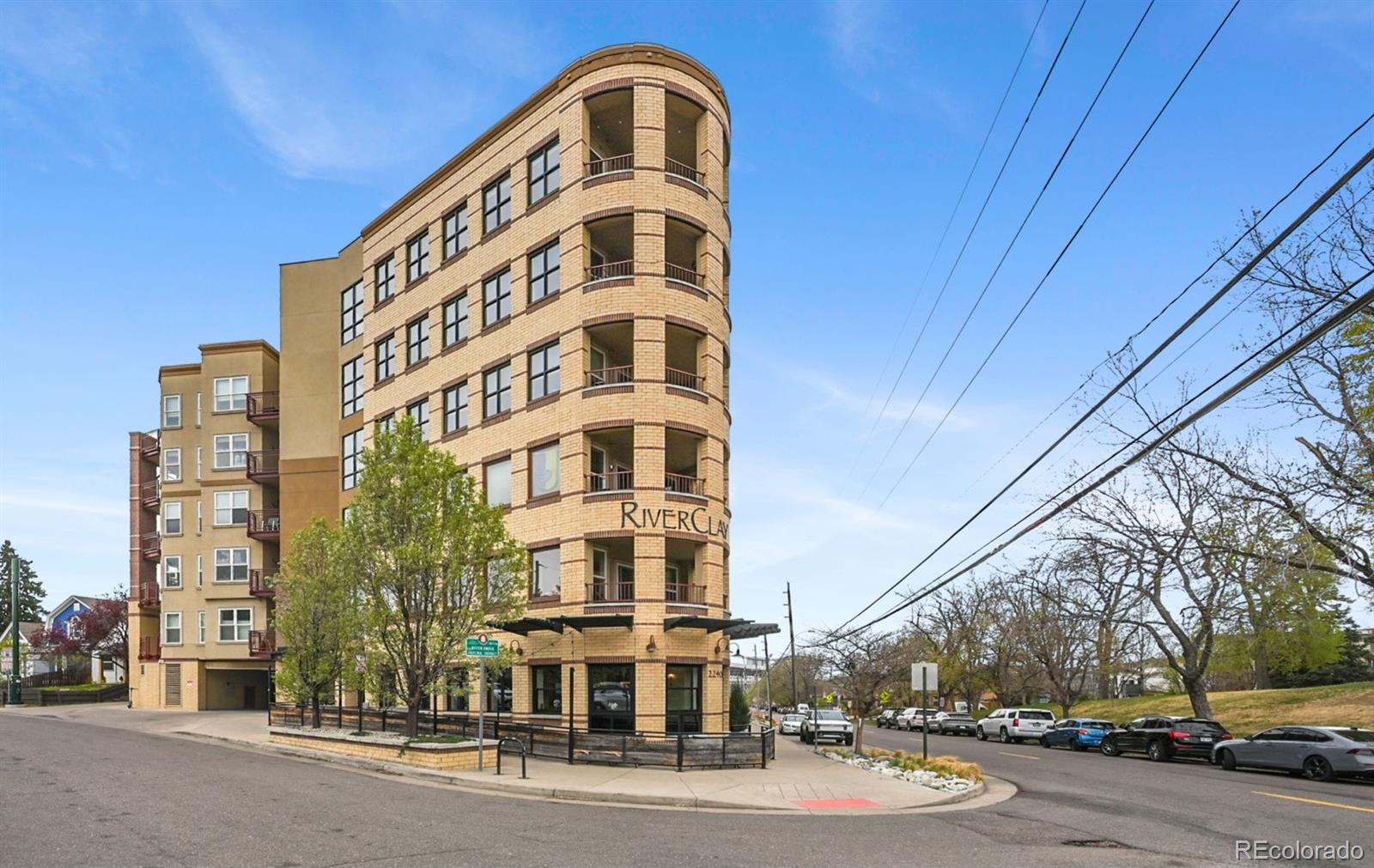 2240 N Clay Street Unit: 204