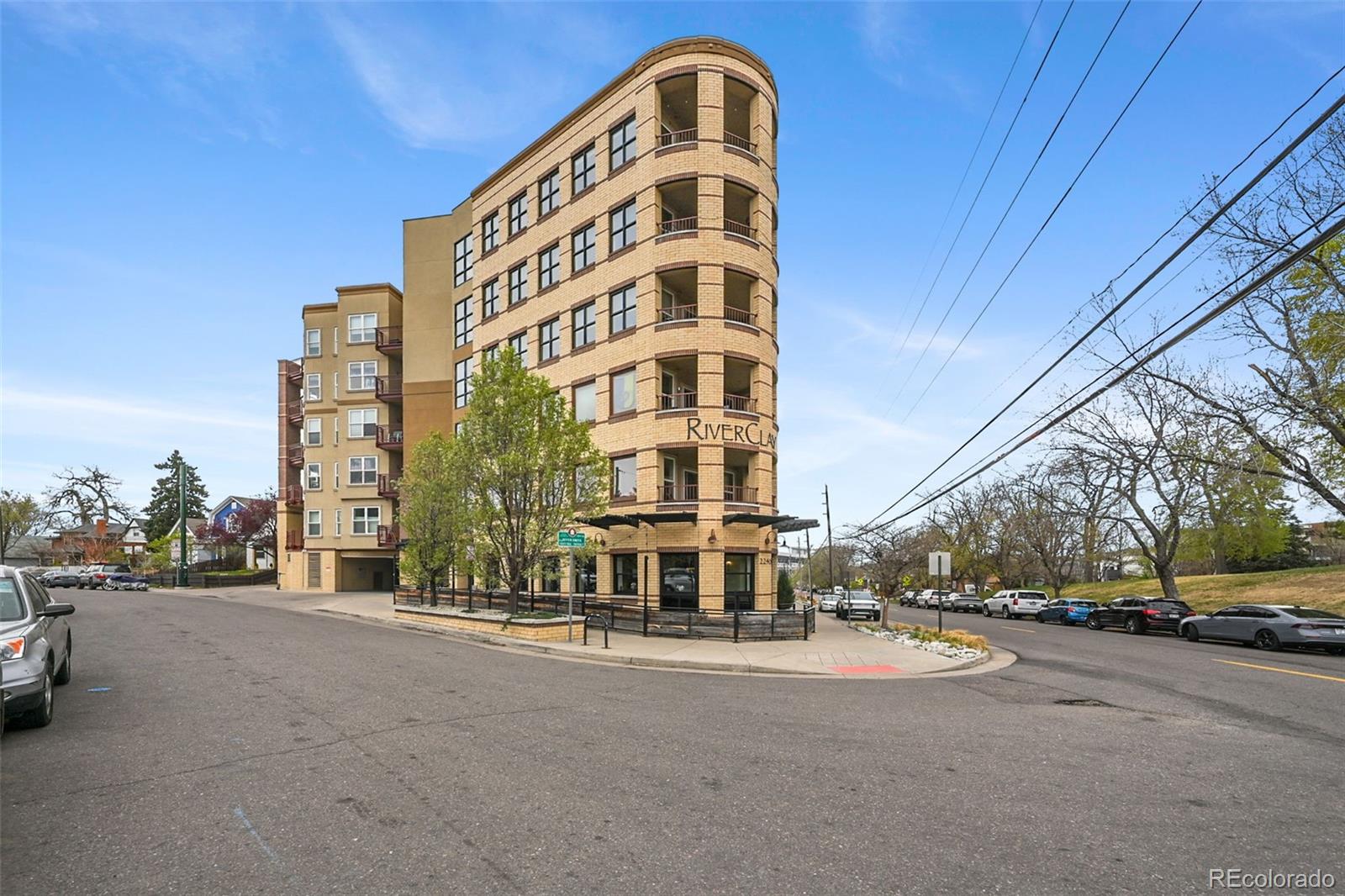 2240 N Clay Street Unit: 204