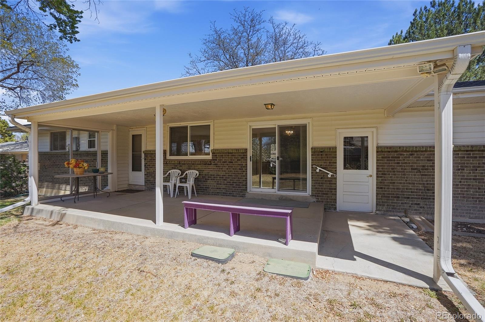 522 E Caley Drive