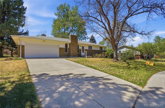 522 E Caley Drive