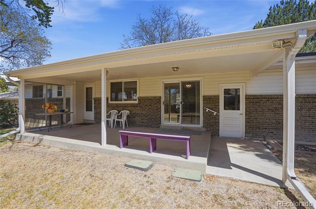 522 E Caley Drive