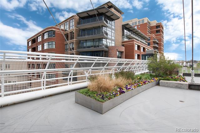 2100 16th Street Unit: 409