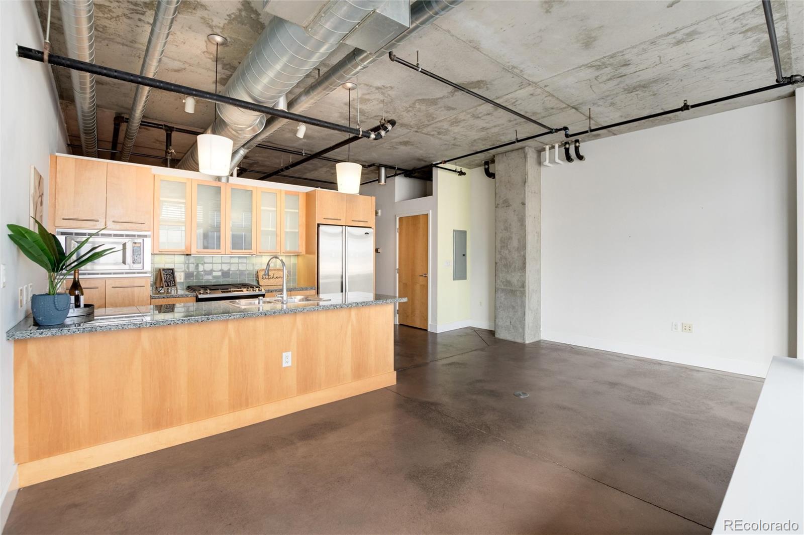 2100 16th Street Unit: 409