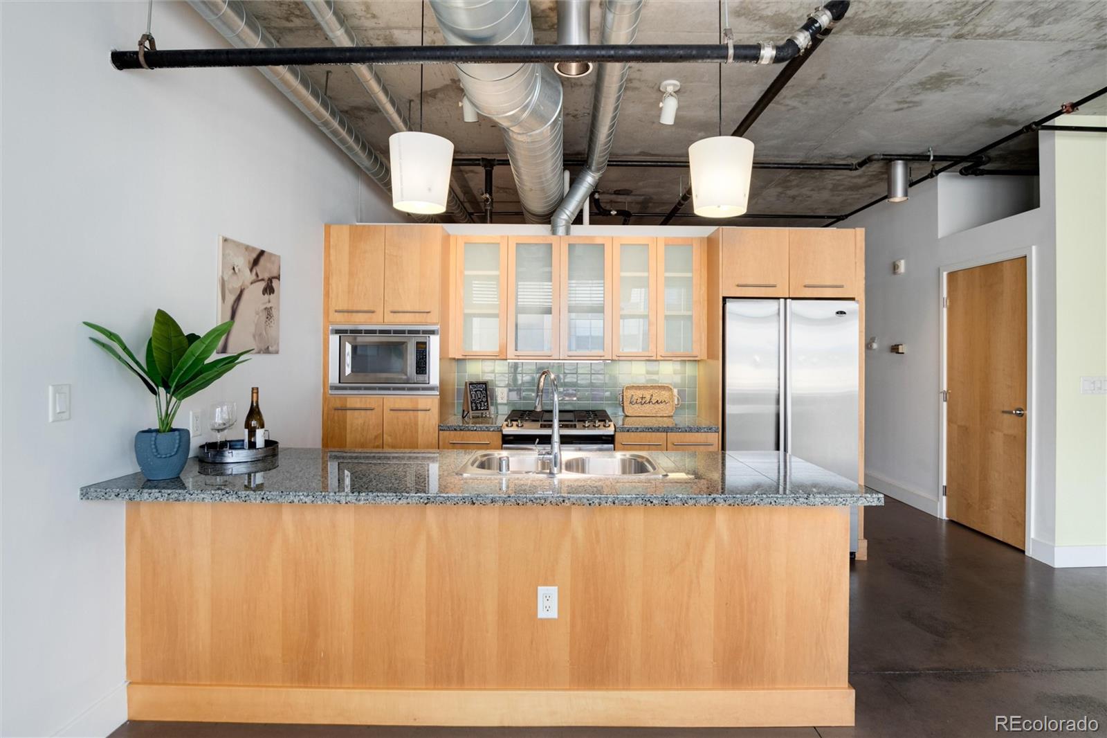 2100 16th Street Unit: 409