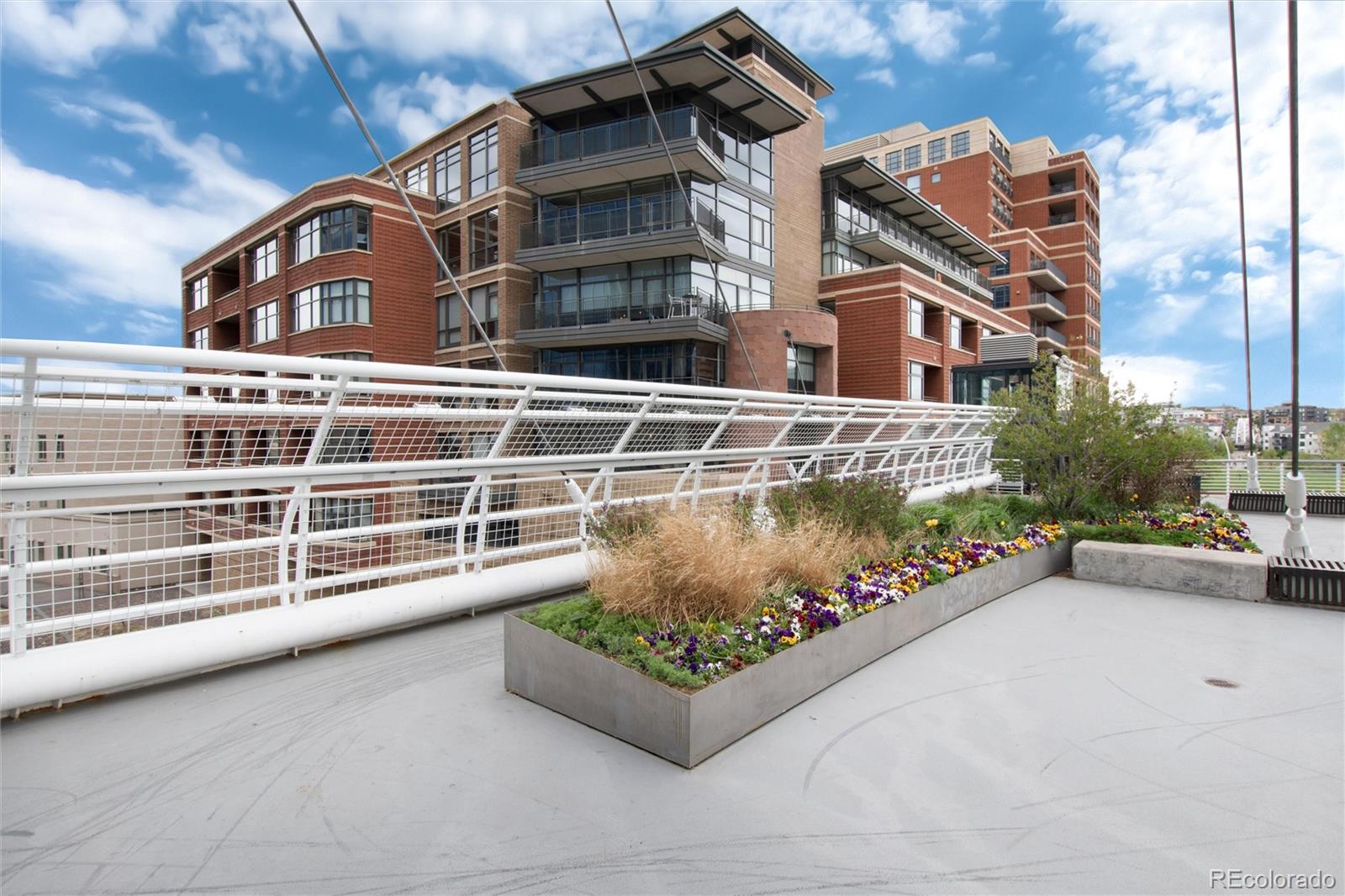 2100 16th Street Unit: 409
