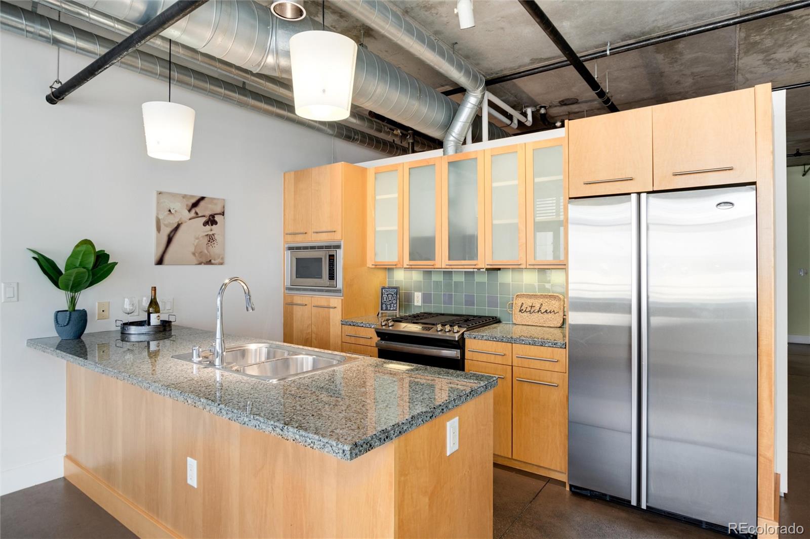2100 16th Street Unit: 409
