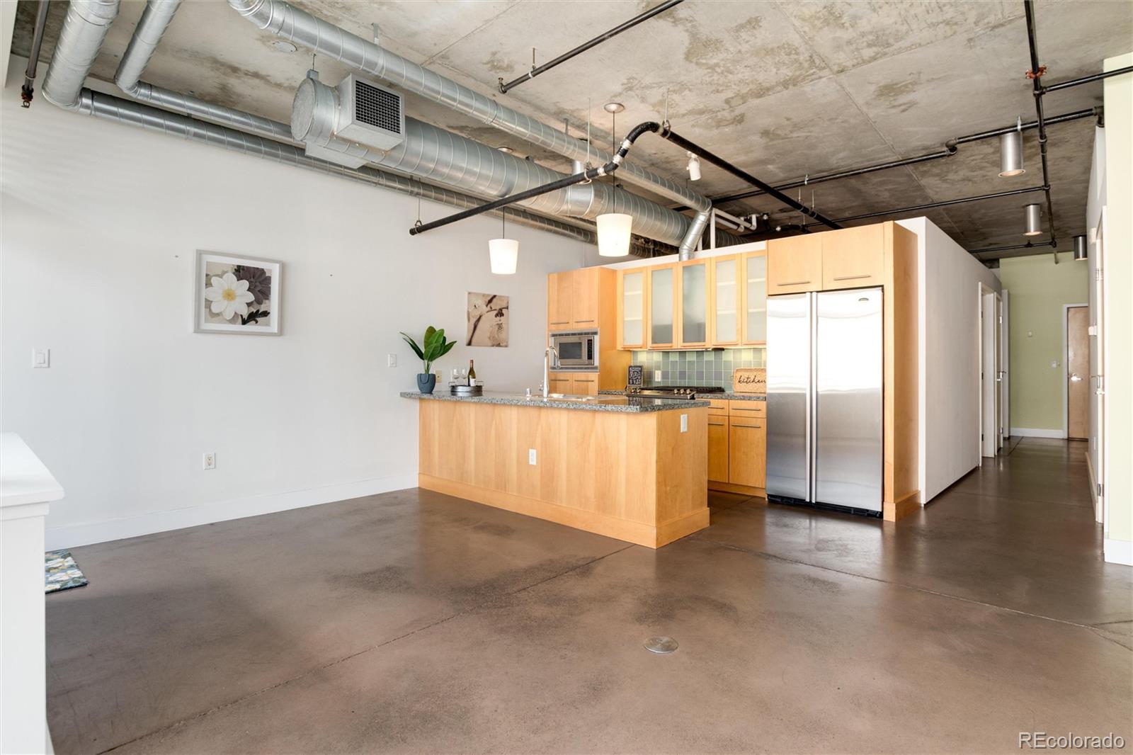 2100 16th Street Unit: 409