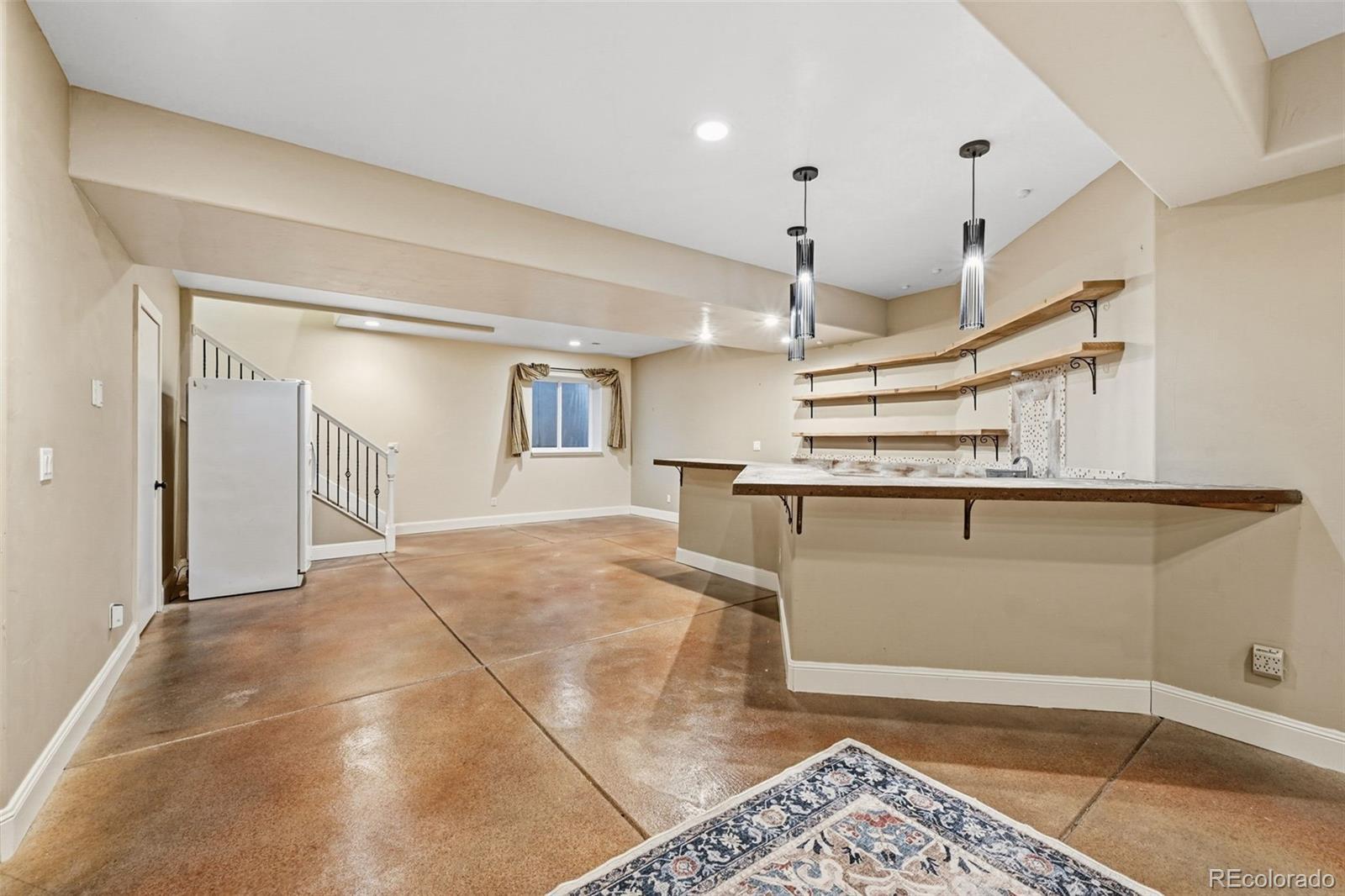 45330 Valdonna Circle