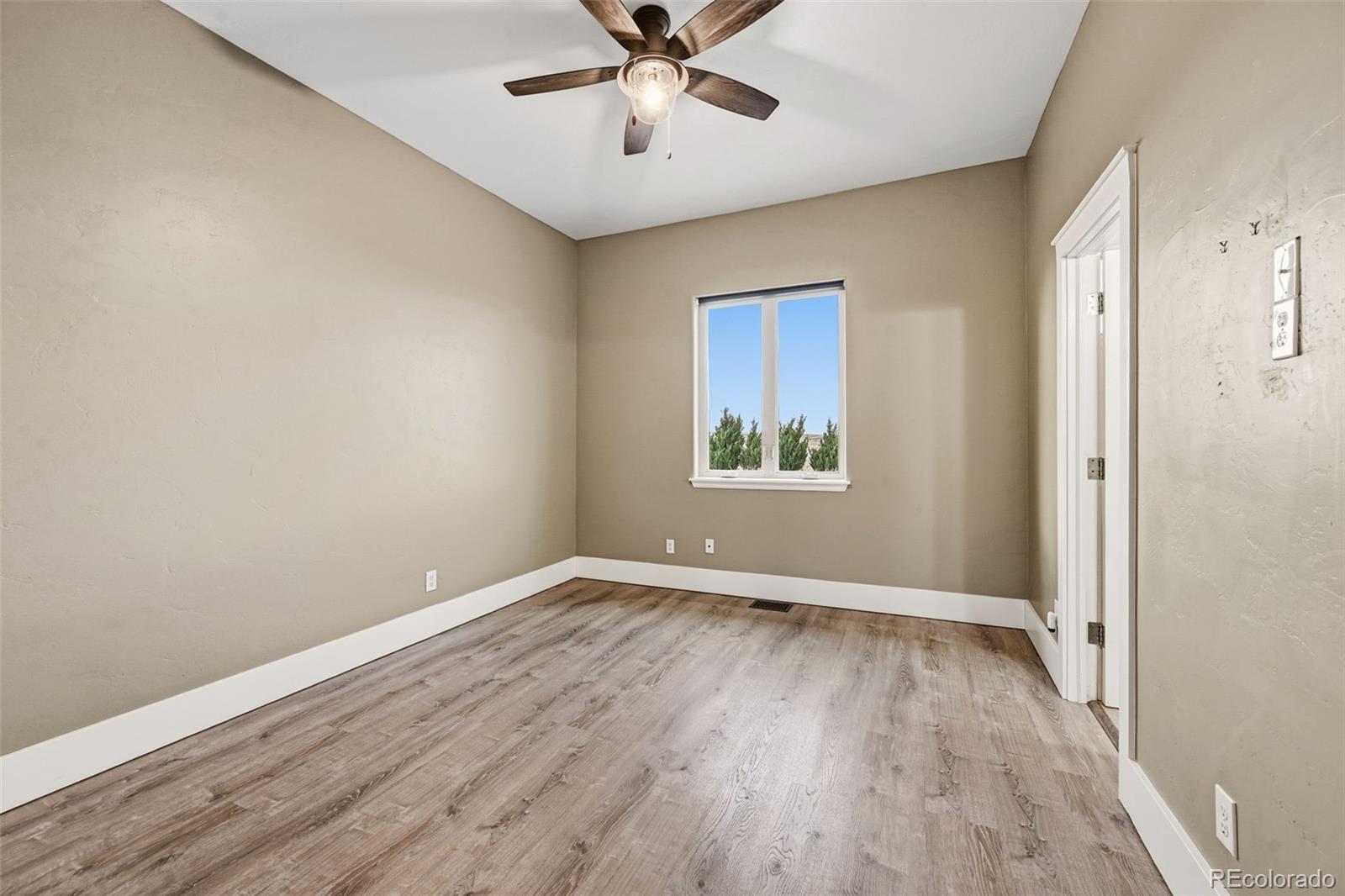 45330 Valdonna Circle