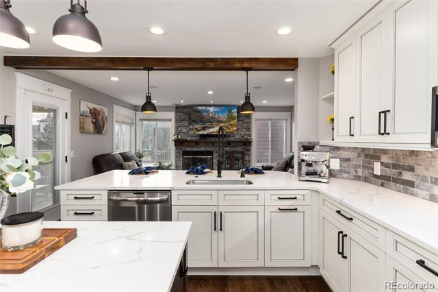 1738 Jules Court