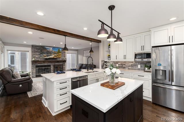 1738 Jules Court