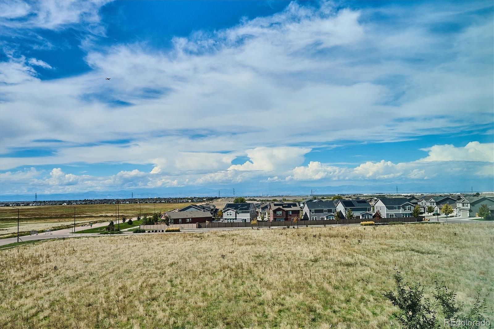 629 N Waterloo Court