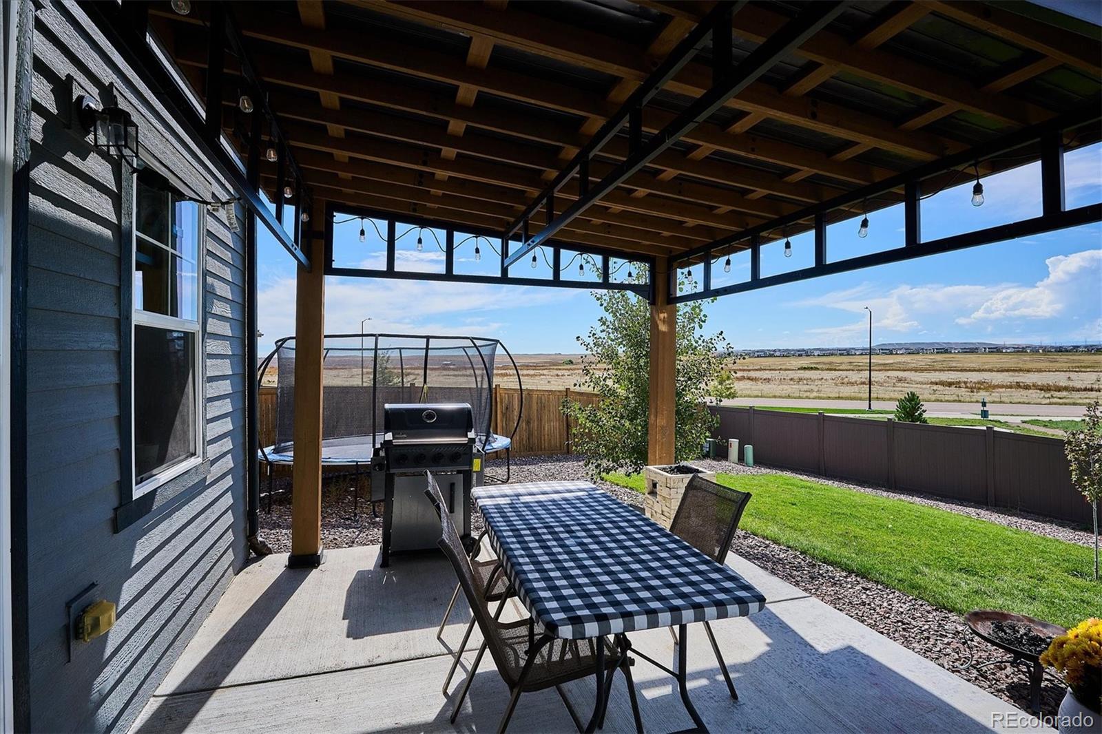 629 N Waterloo Court