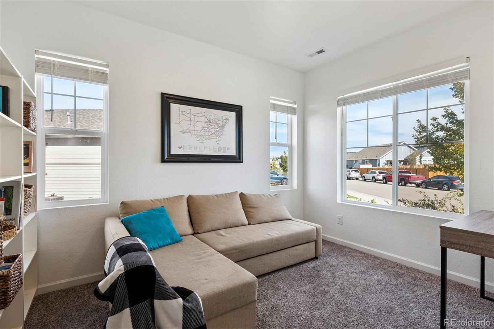 629 N Waterloo Court