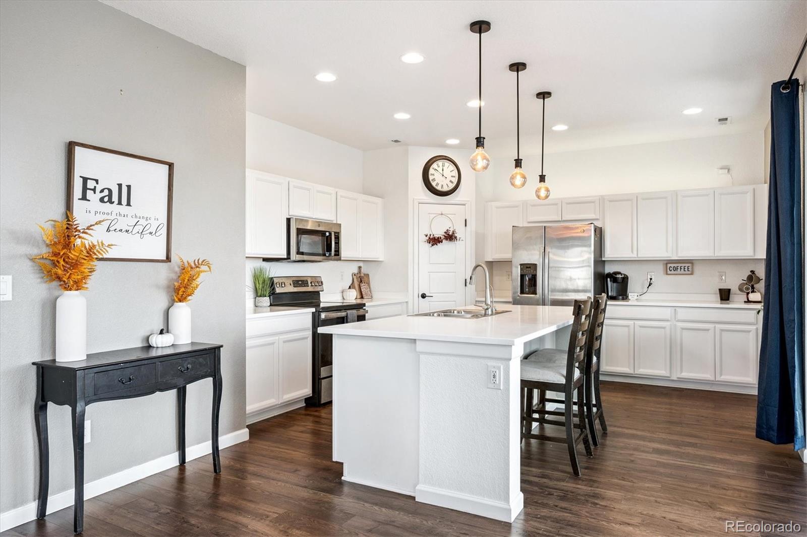 629 N Waterloo Court