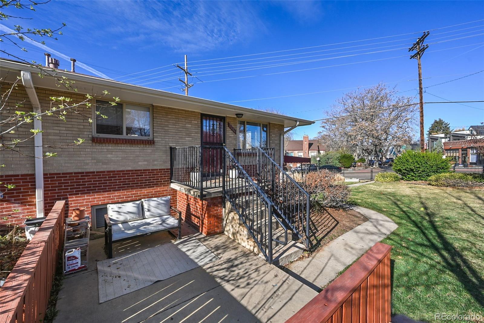 3286 W Fairview Place