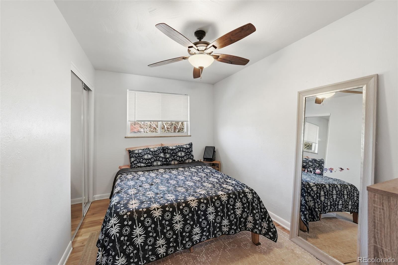 3286 W Fairview Place