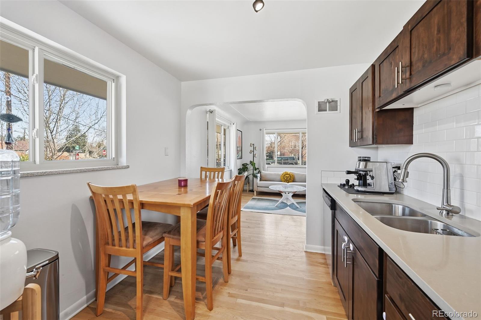 3286 W Fairview Place