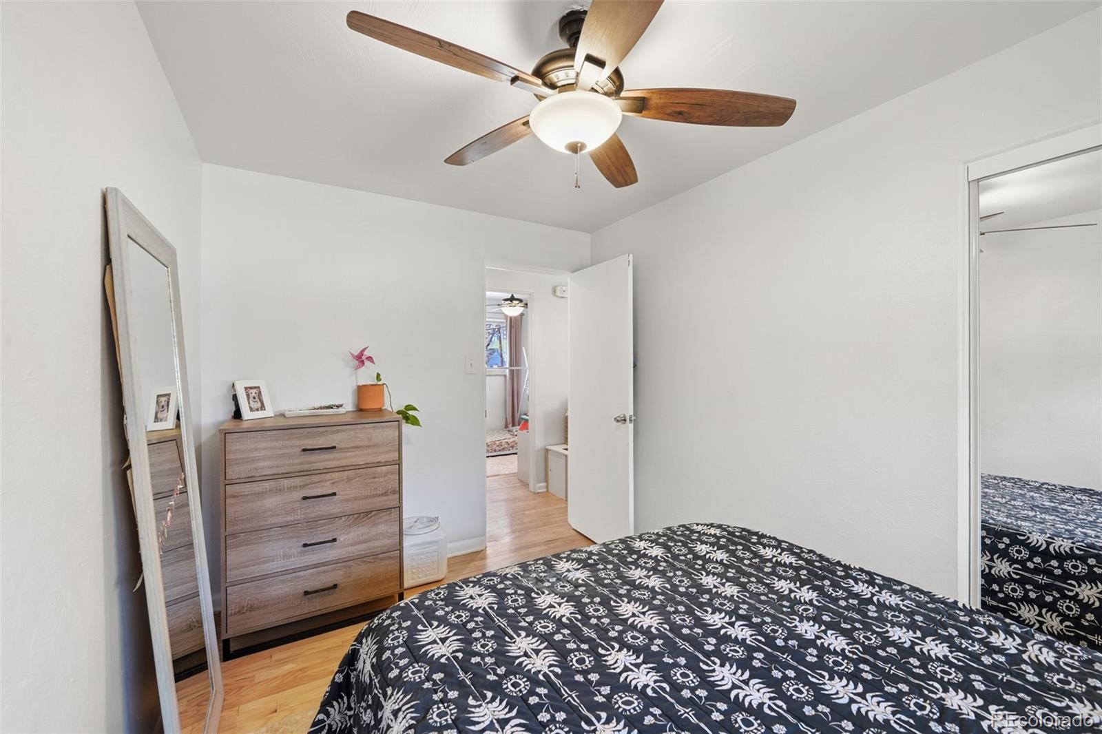 3286 W Fairview Place