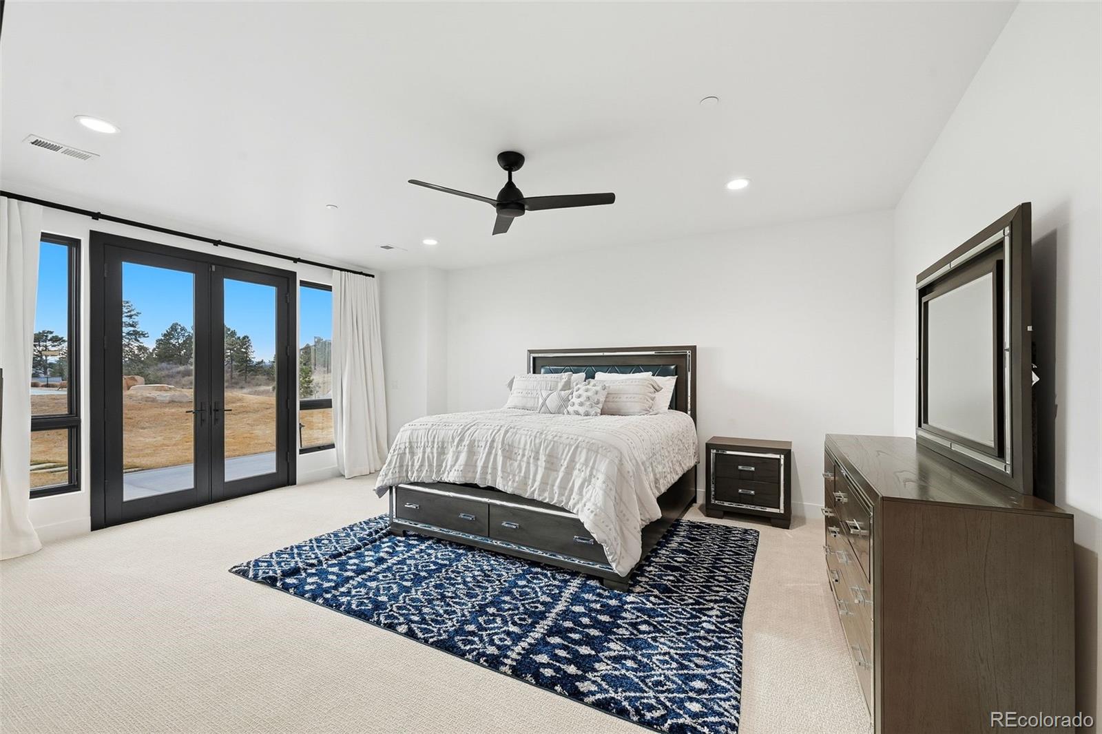 7894 Forest Keep Circle