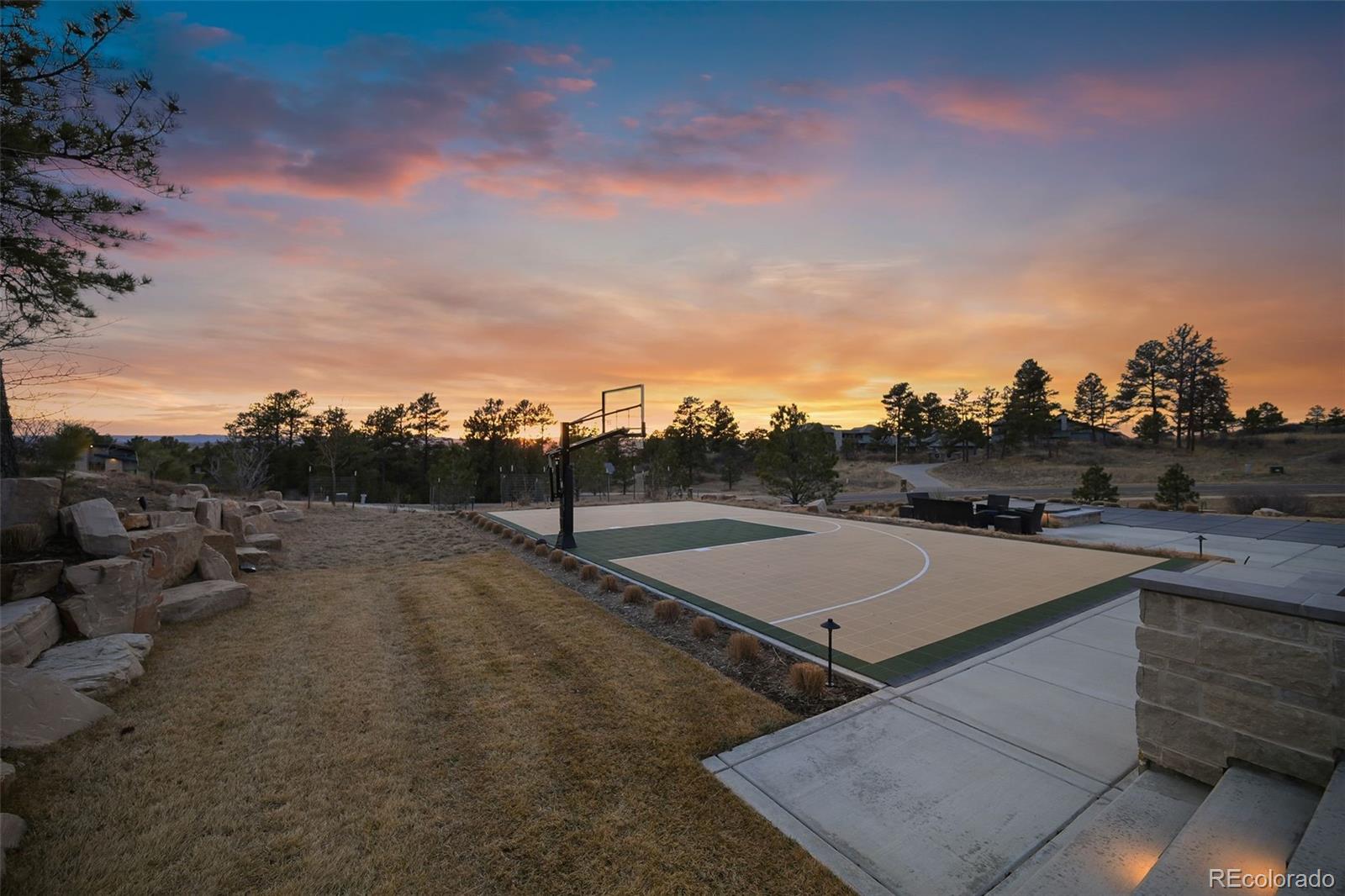 7894 Forest Keep Circle