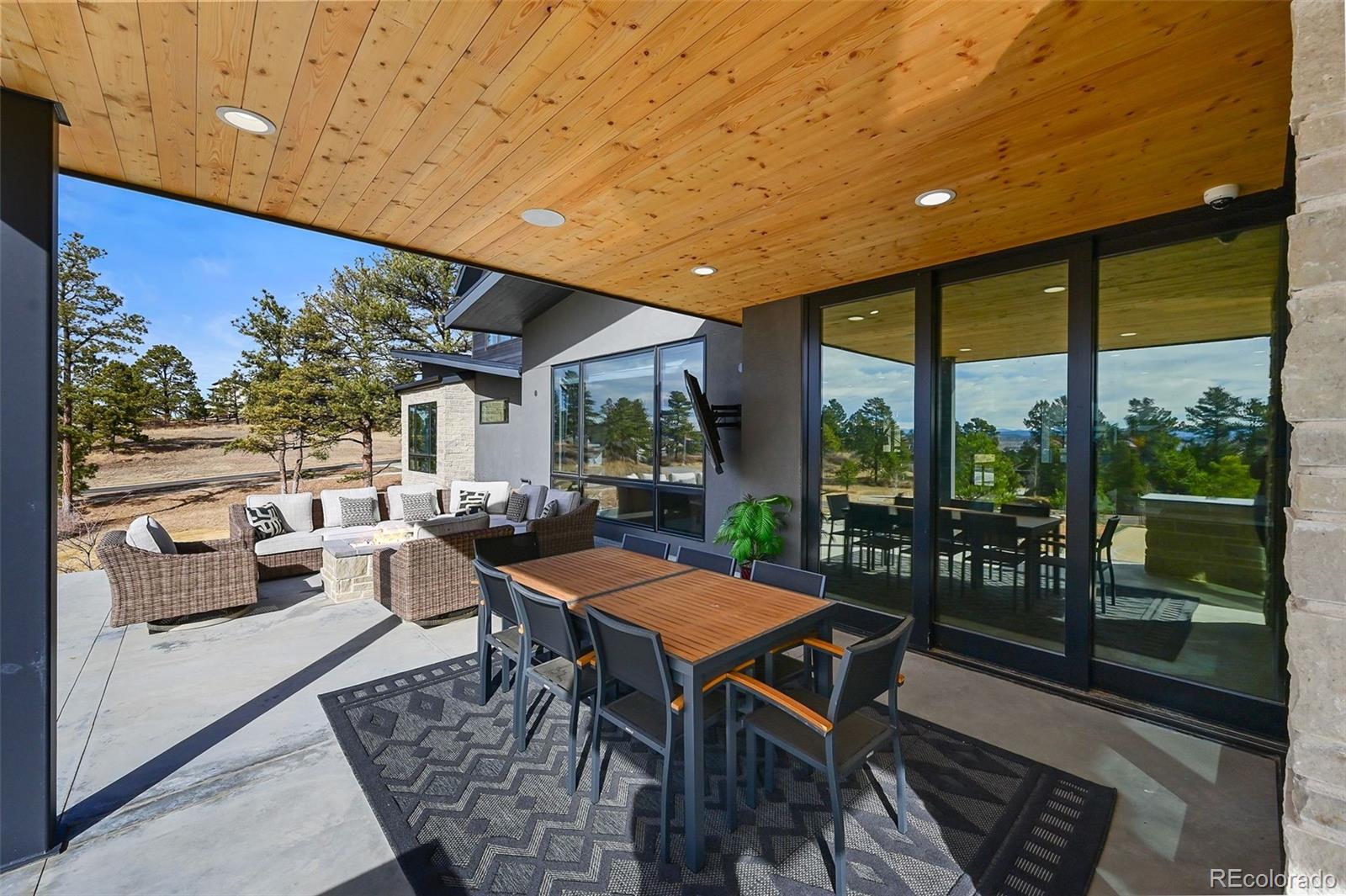 7894 Forest Keep Circle