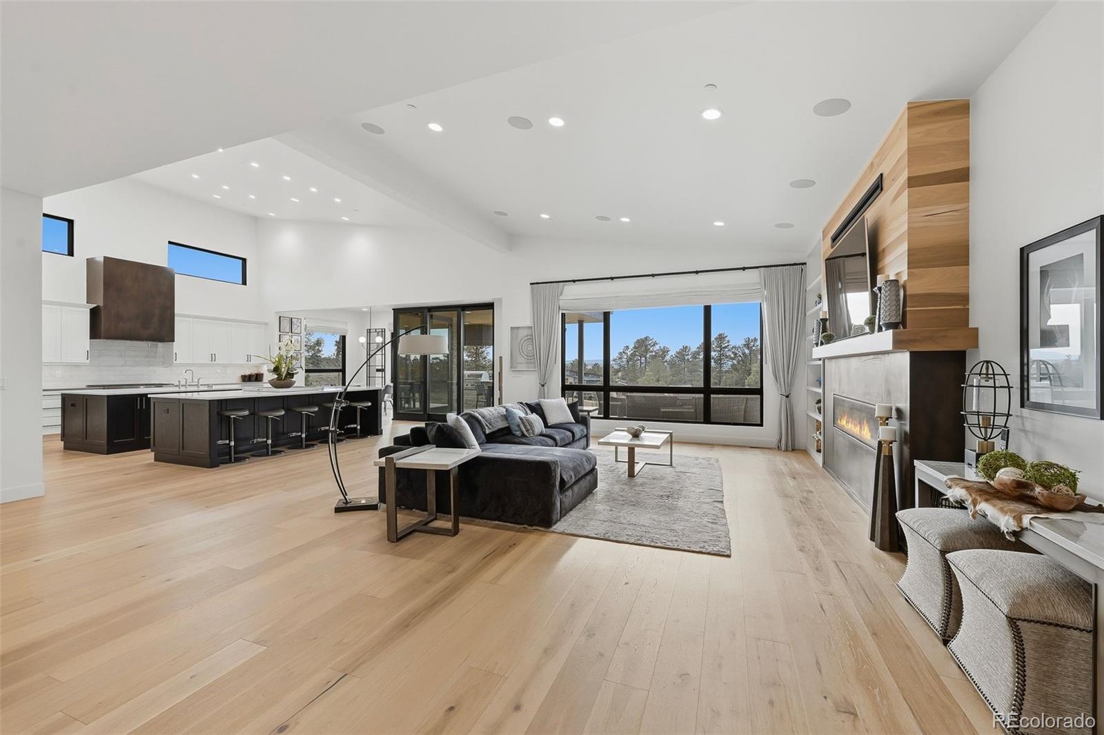 7894 Forest Keep Circle