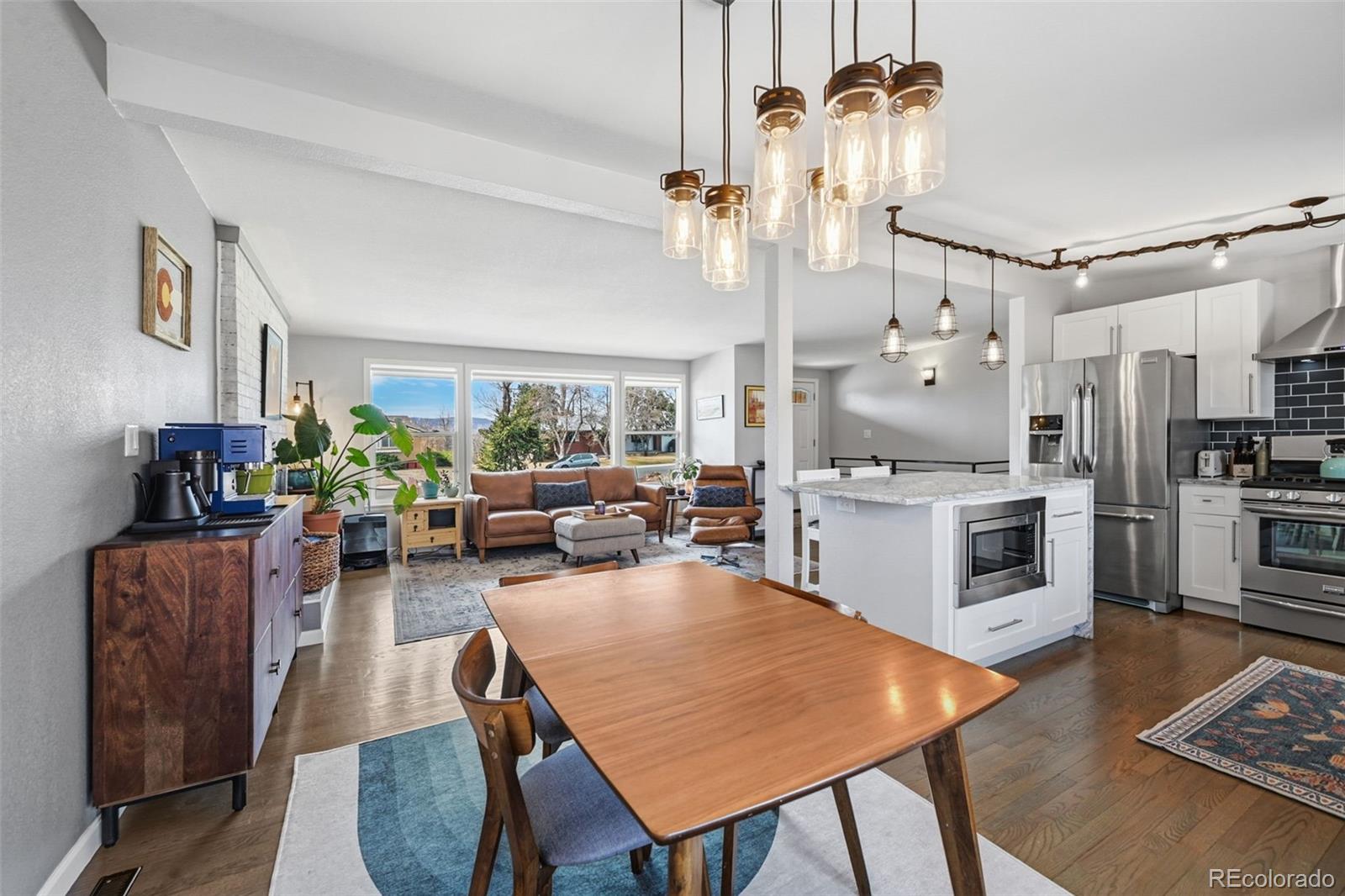 323 E Briarwood Drive