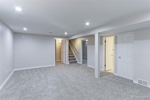 3373 W Monmouth Avenue