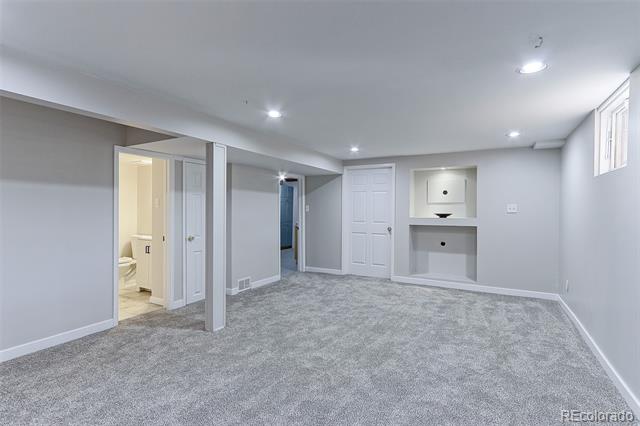 3373 W Monmouth Avenue