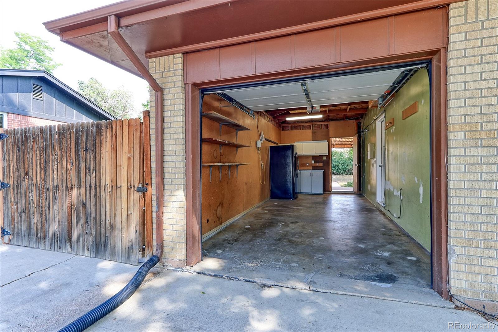 3373 W Monmouth Avenue