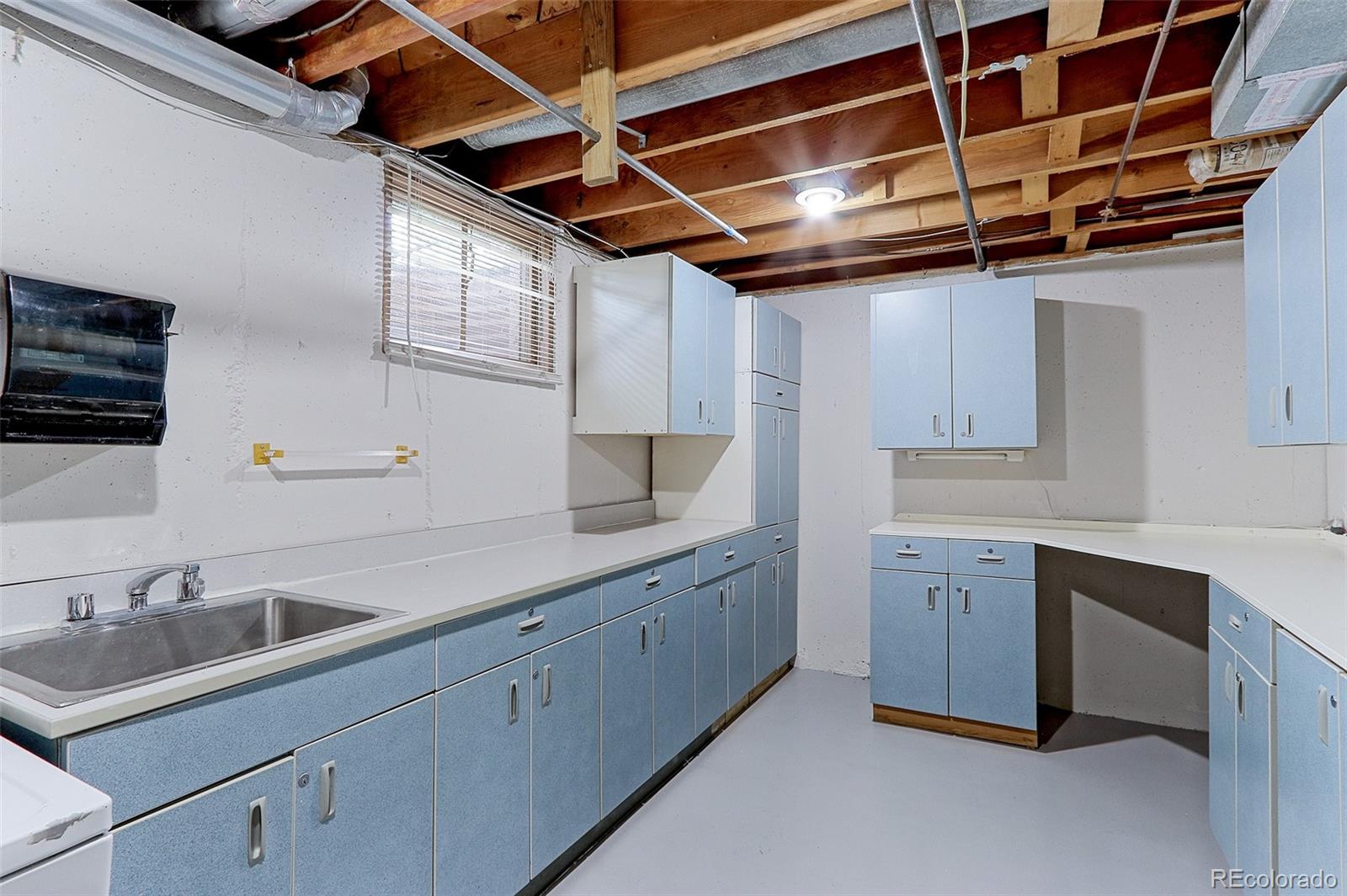 3373 W Monmouth Avenue