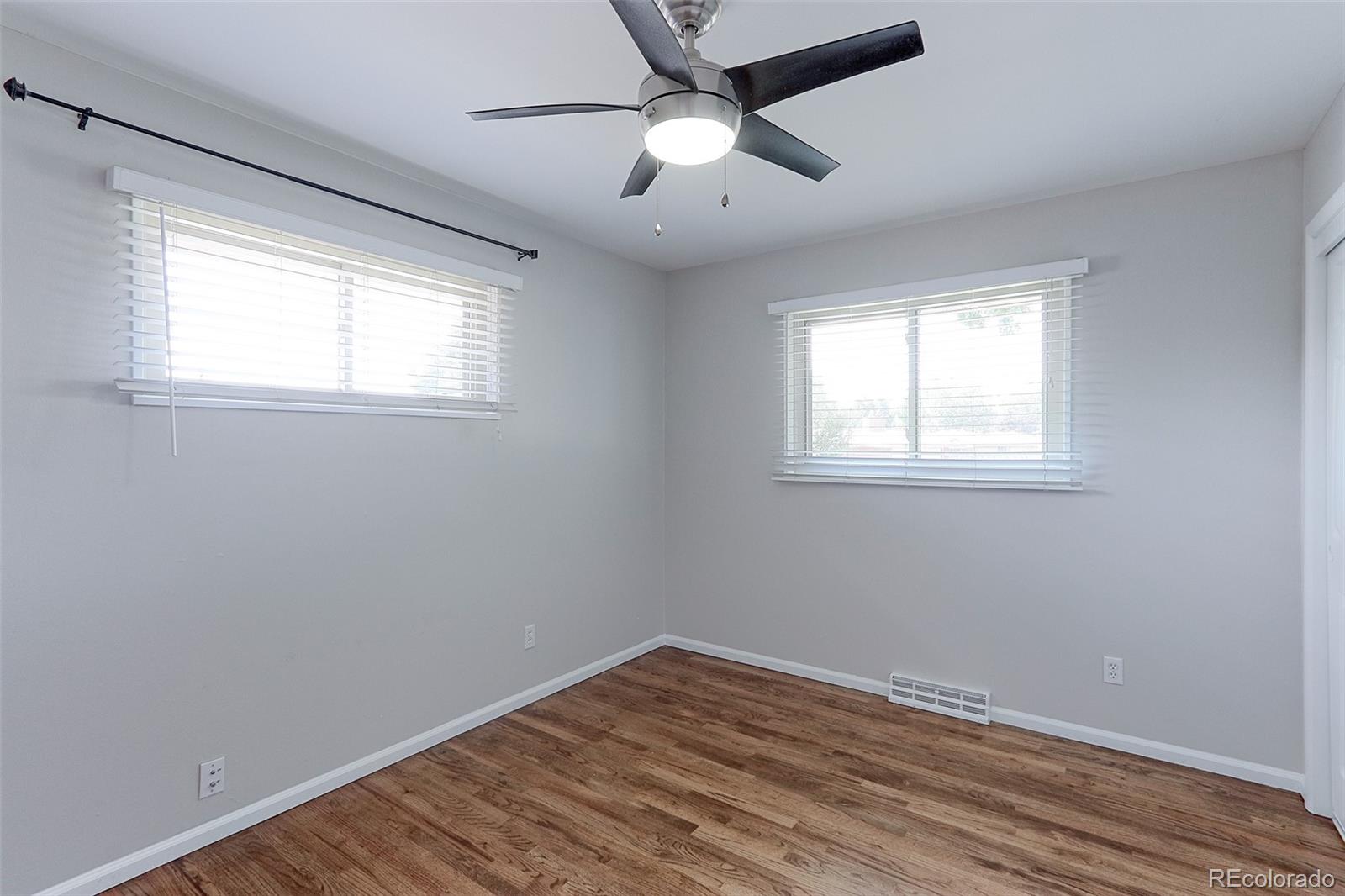 3373 W Monmouth Avenue