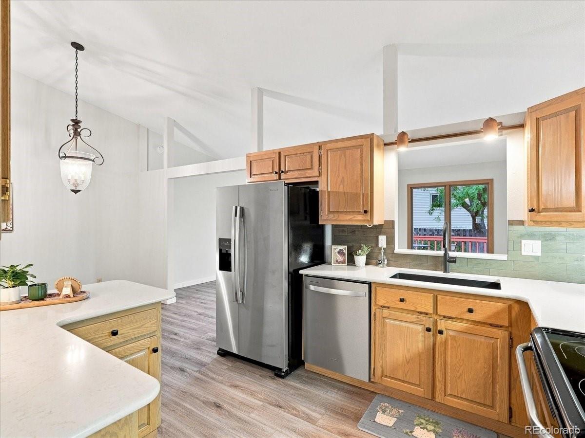 2186 Evergreen Place