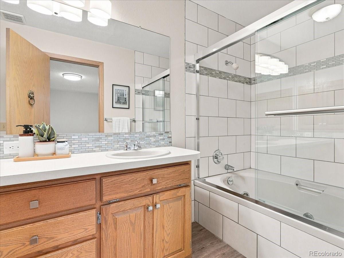2186 Evergreen Place