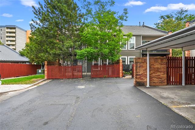 1201 Galapago Street Unit: 103