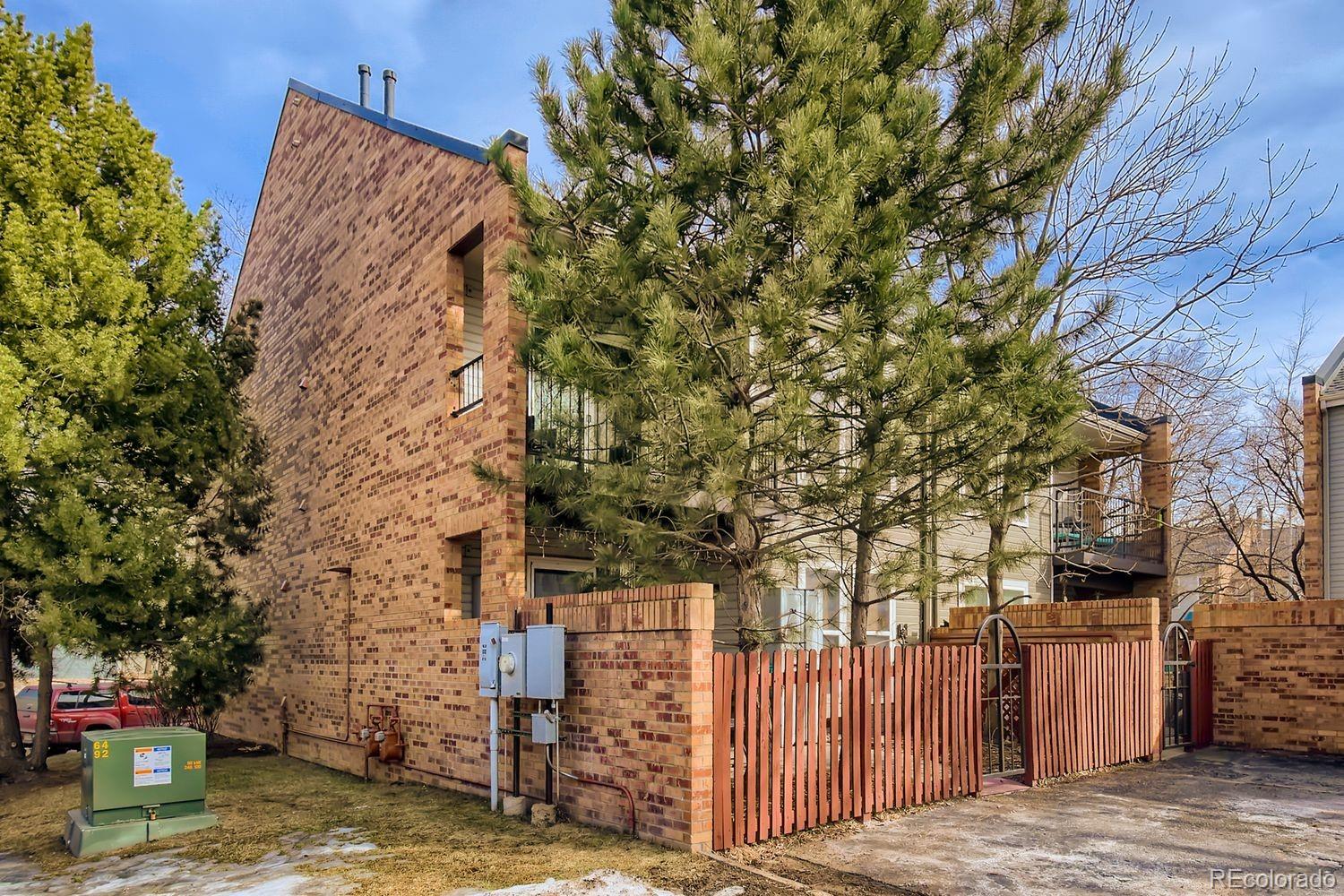 1201 Galapago Street Unit: 103