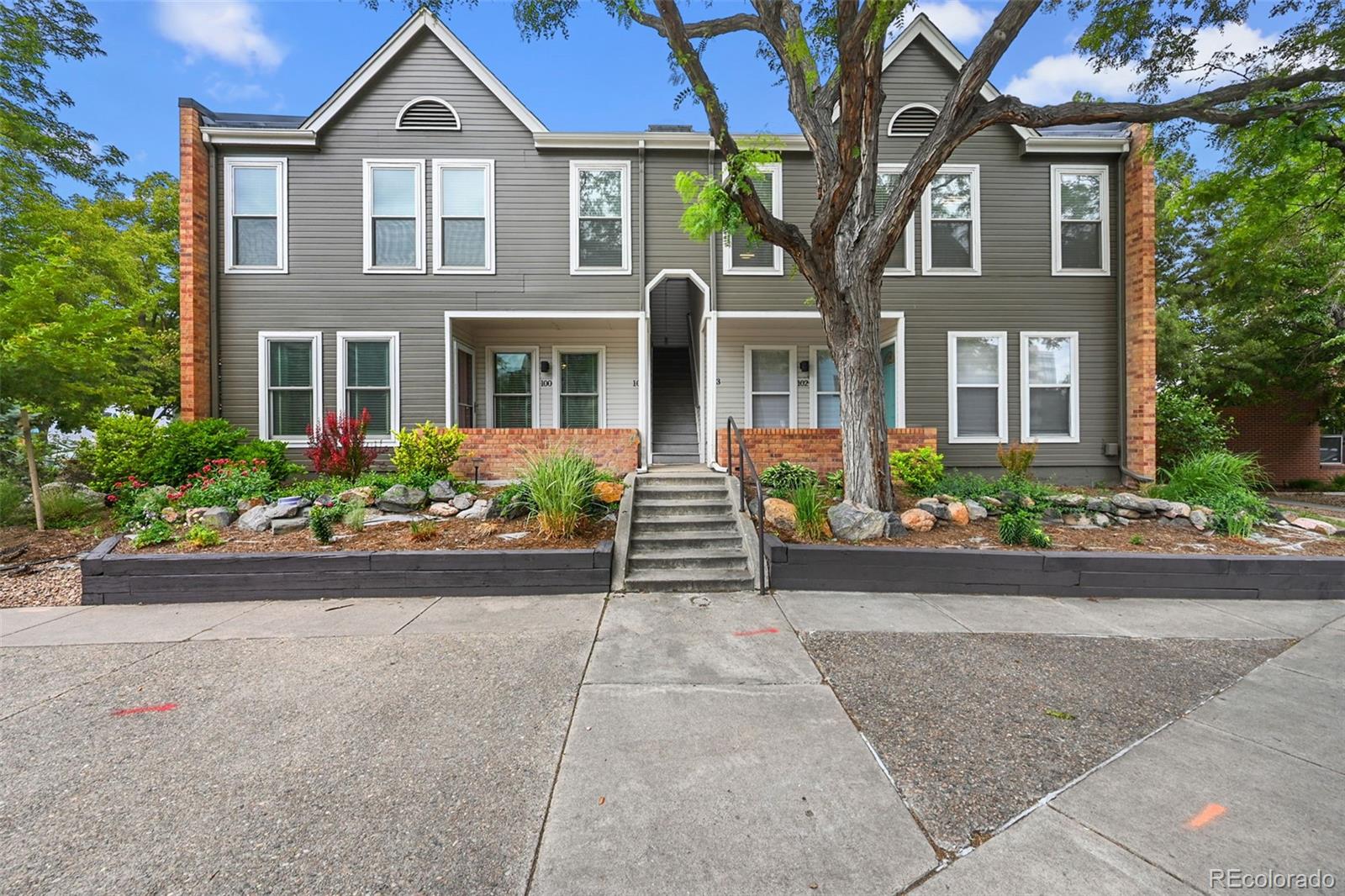 1201 Galapago Street Unit: 103