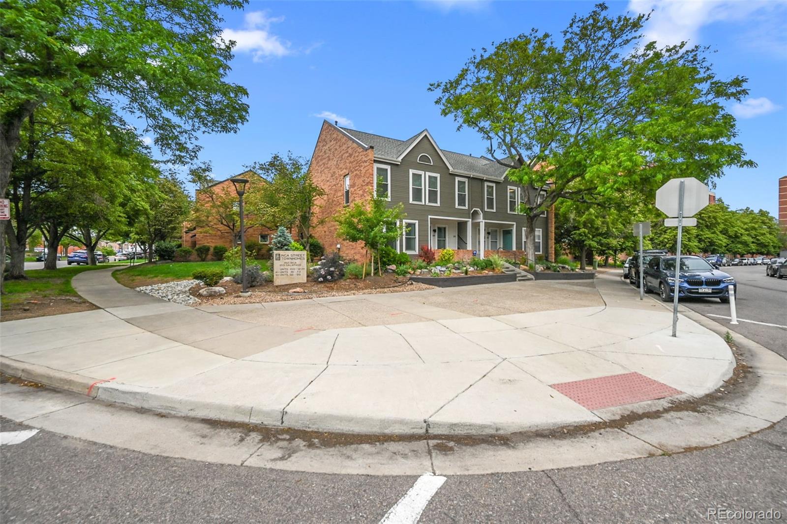 1201 Galapago Street Unit: 103