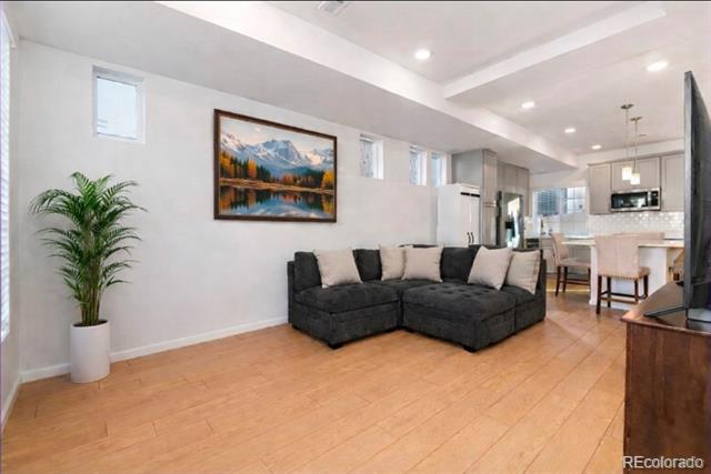 1082 Sugarloaf Lane