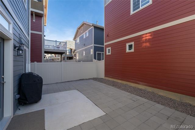 1082 Sugarloaf Lane