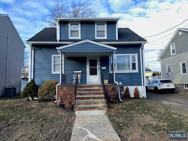 8-31 Lake Street