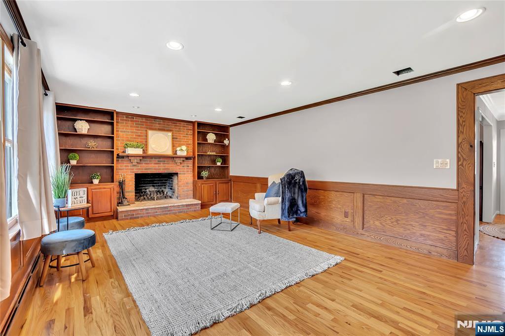 6 Meester Street