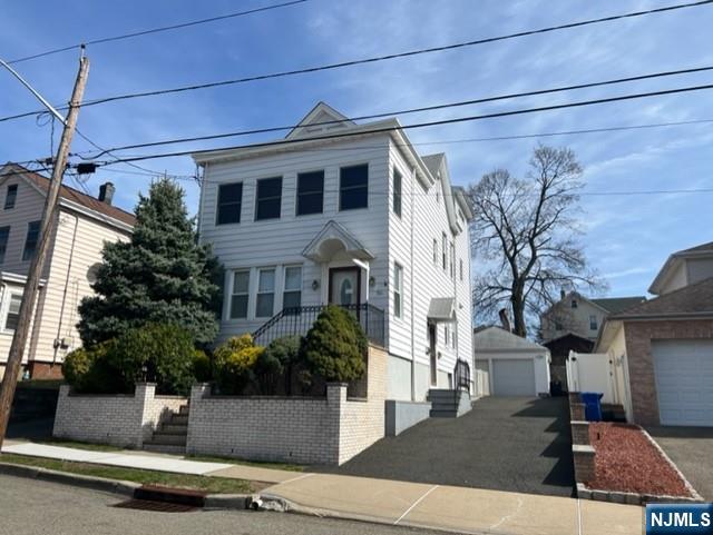 551 Washington Street 2