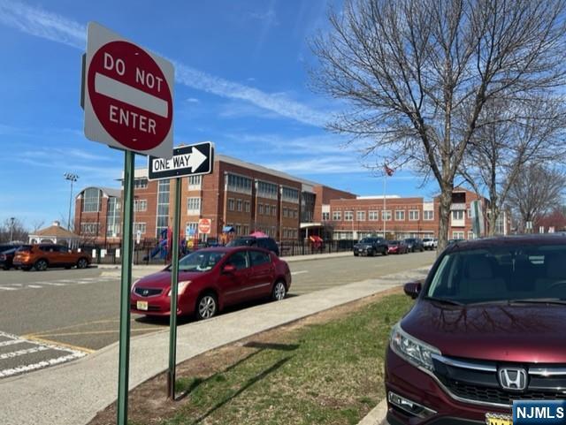 551 Washington Street 2