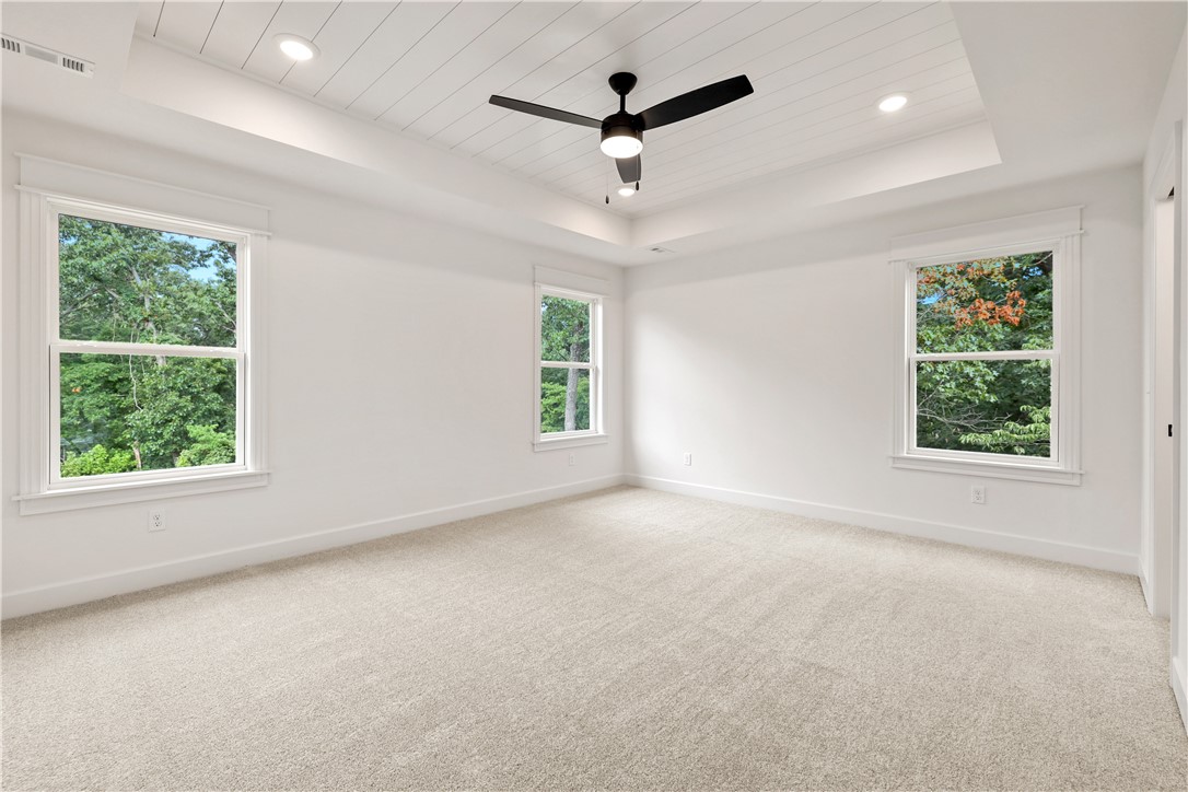 2 Hobkirk Drive